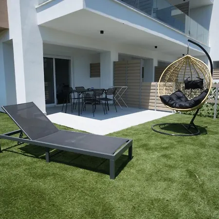 Marina By Paralia Living *
